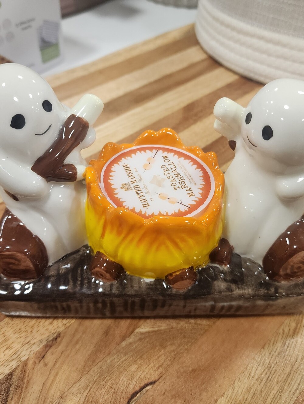 SUMMERWEEN HALLOWEEN Campfire GHOSTS CANDLE Scented Toasted Marshmallow